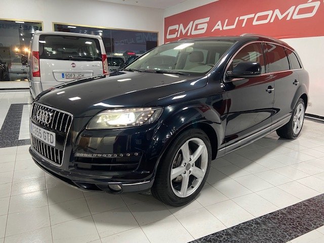 AUDI Q7 3.0 TDI V6 7 PLAZAS