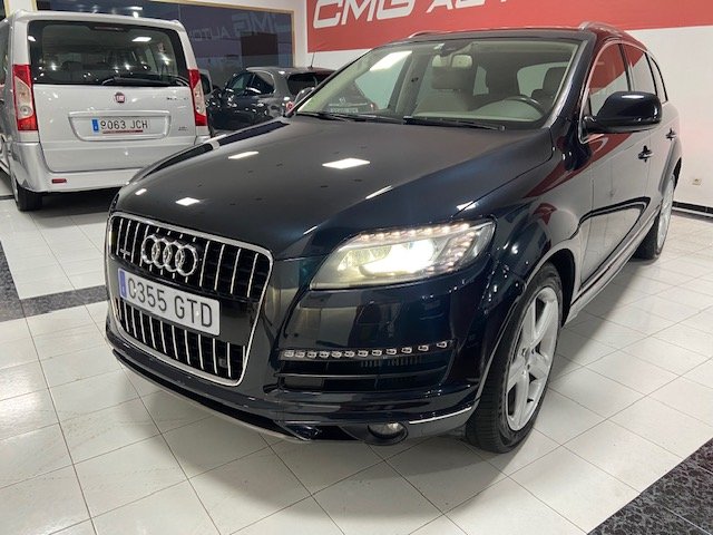 AUDI Q7 3.0 TDI V6 7 PLAZAS