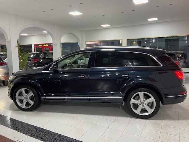 AUDI Q7 3.0 TDI V6 7 PLAZAS