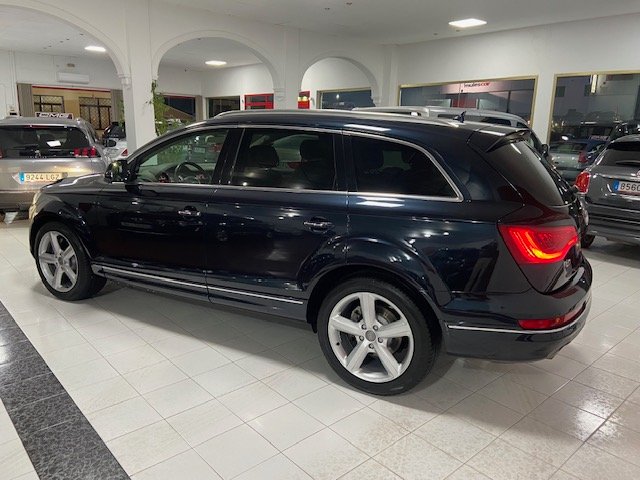 AUDI Q7 3.0 TDI V6 7 PLAZAS