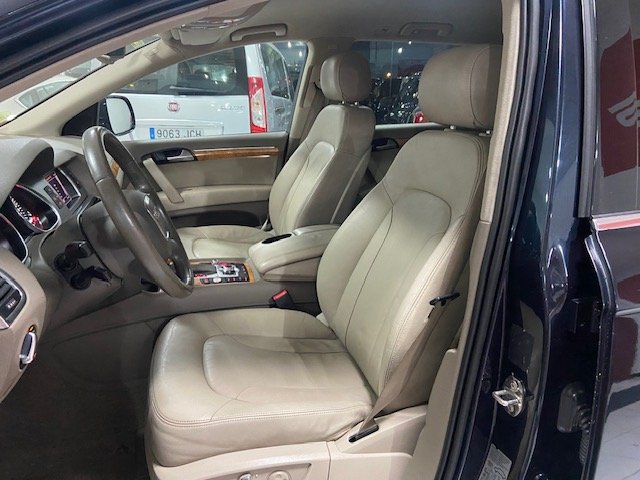 AUDI Q7 3.0 TDI V6 7 PLAZAS