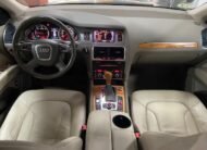 AUDI Q7 3.0 TDI V6 7 PLAZAS