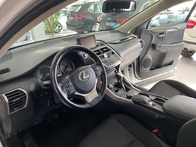 LEXUS NX 300 H 2.5 Hybrid