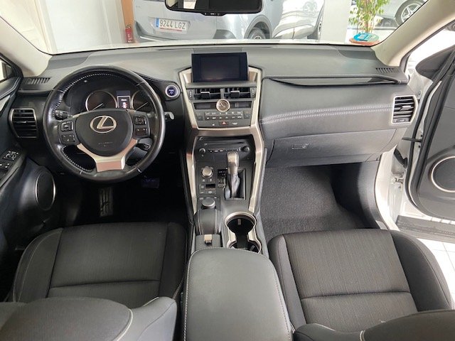 LEXUS NX 300h
