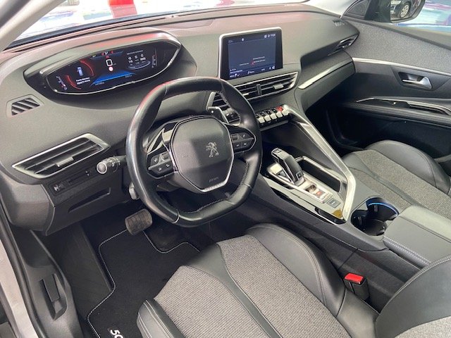 PEUGEOT 5008 1.5 HDI 7 PLAZAS ALLURE
