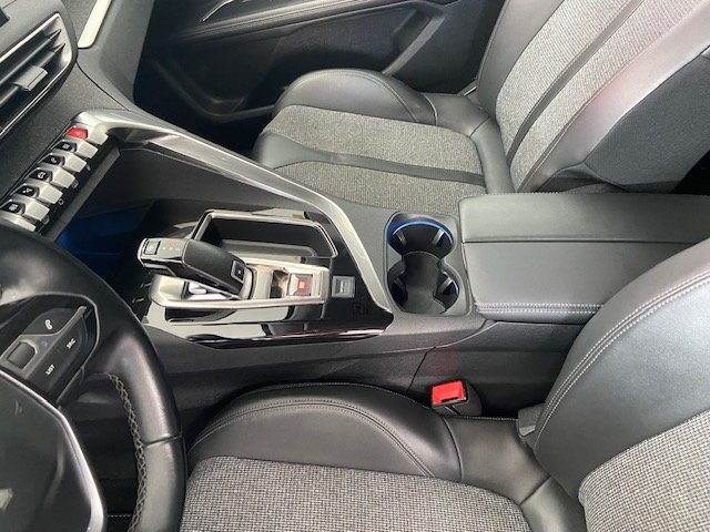 PEUGEOT 5008 1.5 HDI 7 PLAZAS ALLURE