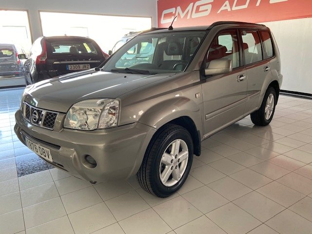 NISSAN XTRAIL 2.2 DCI 4×4