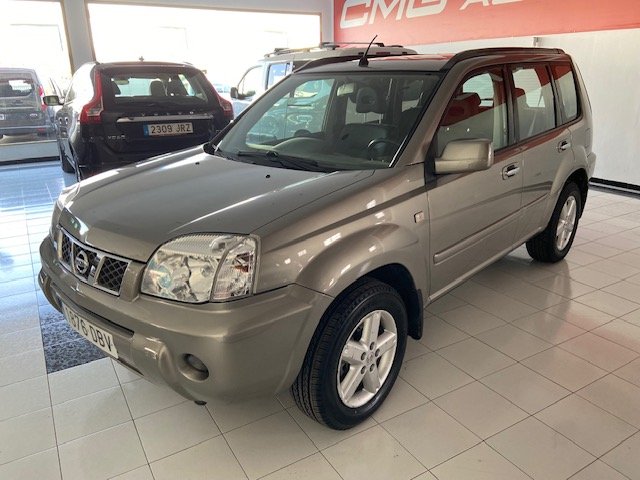 NISSAN XTRAIL 2.2 DCI 4×4