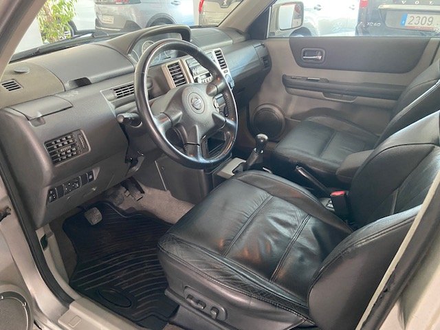 NISSAN XTRAIL 2.2 DCI 4×4
