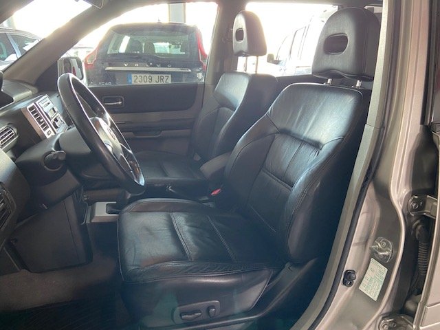 NISSAN XTRAIL 2.2 DCI 4×4