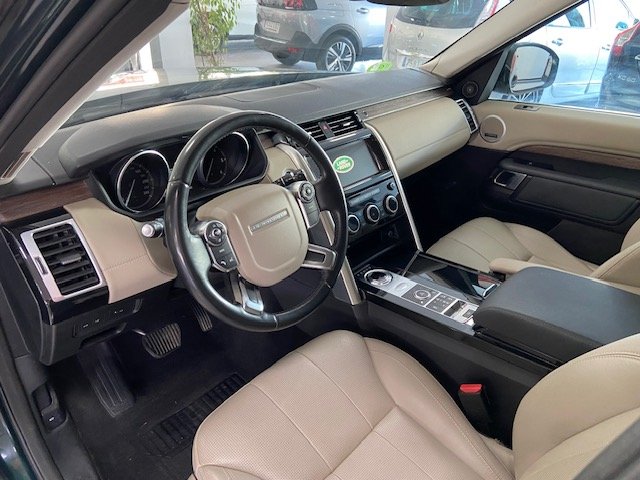 LAND ROVER DISCOVERY 3.0 TD V6 HSE