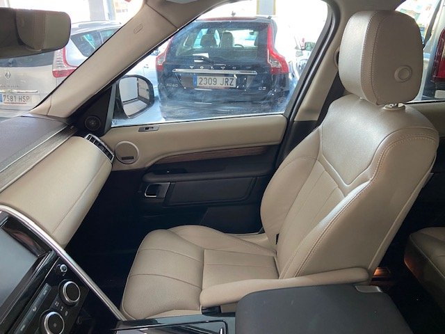 LAND ROVER DISCOVERY 3.0 TD V6 HSE