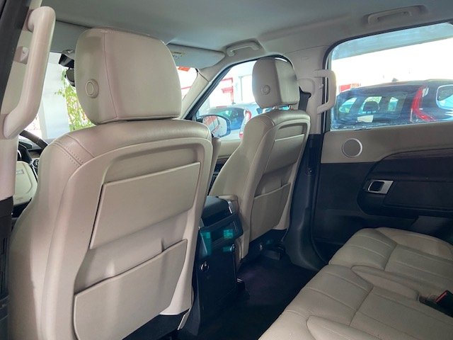 LAND ROVER DISCOVERY 3.0 TD V6 HSE