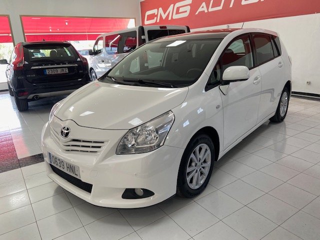 TOYOTA VERSO 2.0 D4-D 7 PLAZAS