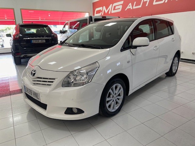 TOYOTA VERSO 2.0 D4-D 7 PLAZAS