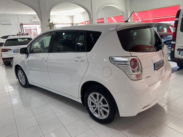 TOYOTA VERSO 2.0 D4-D 7 PLAZAS