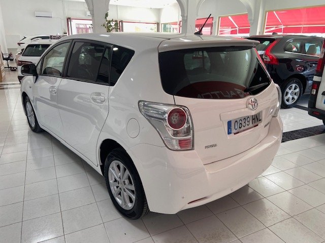 TOYOTA VERSO 2.0 D4-D 7 PLAZAS