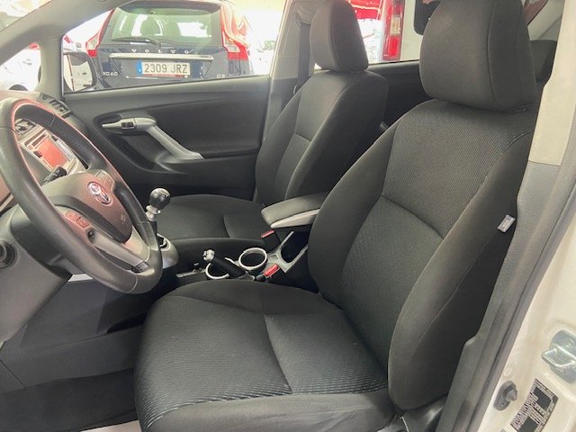 TOYOTA VERSO 2.0 D4-D 7 PLAZAS