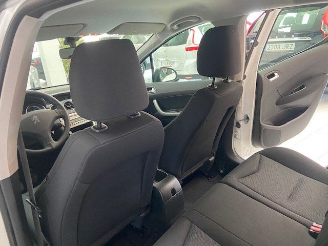 PEUGEOT 308 1.6 HDI