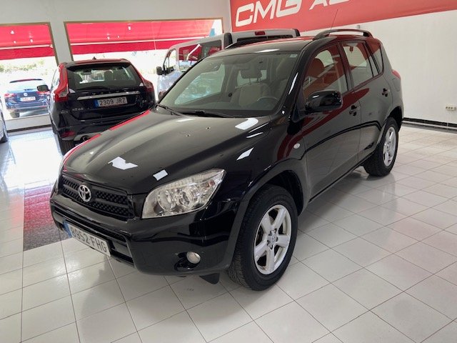 TOYOTA RAV4 2.0 4X4