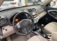 TOYOTA RAV4 2.0 4X4