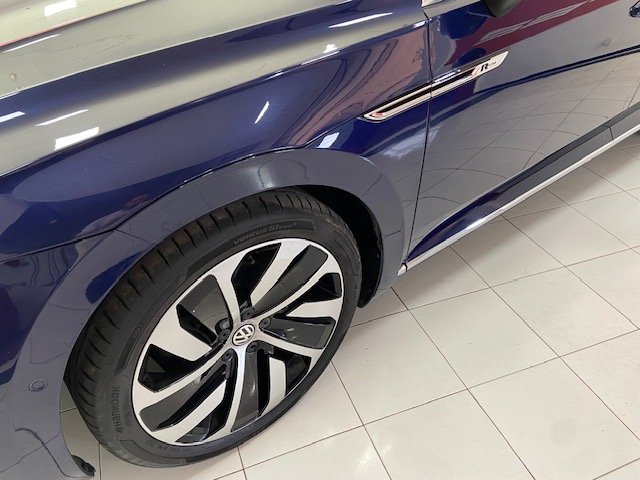 VOLKSWAGEN ARTEON 2.0 TDI R-LINE