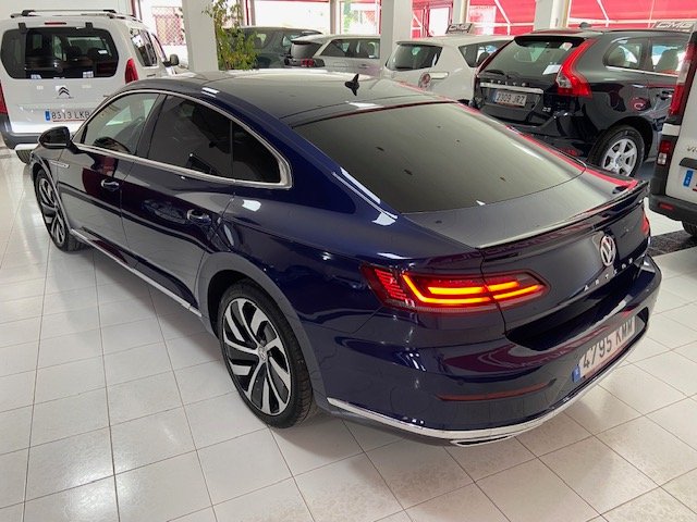 VOLKSWAGEN ARTEON 2.0 TDI R-LINE