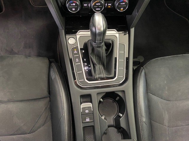 VOLKSWAGEN ARTEON 2.0 TDI R-LINE