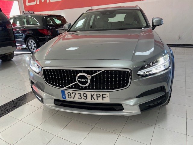 VOLVO V90 CROSS COUNTRY 2.0 D4