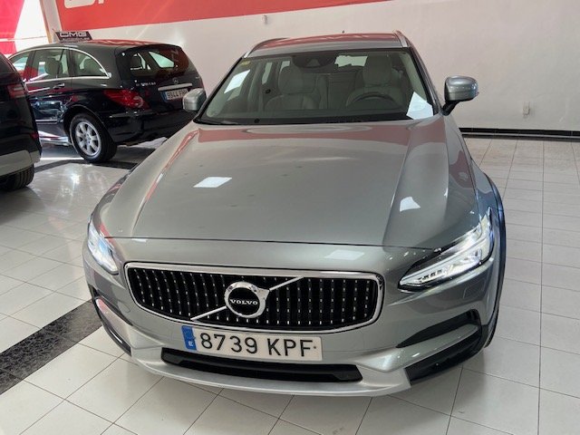 VOLVO V90 CROSS COUNTRY 2.0 D4