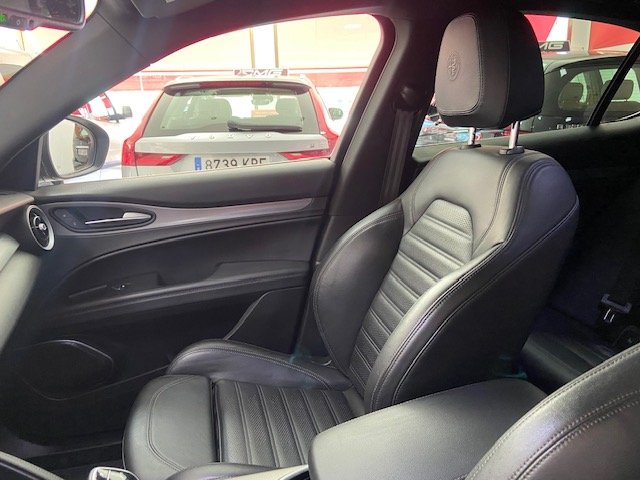 ALFA ROMEO STELVIO 2.2 JTDM VELOCE Q4
