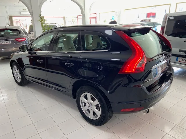 VOLVO XC60 2.0 D3 Momentum