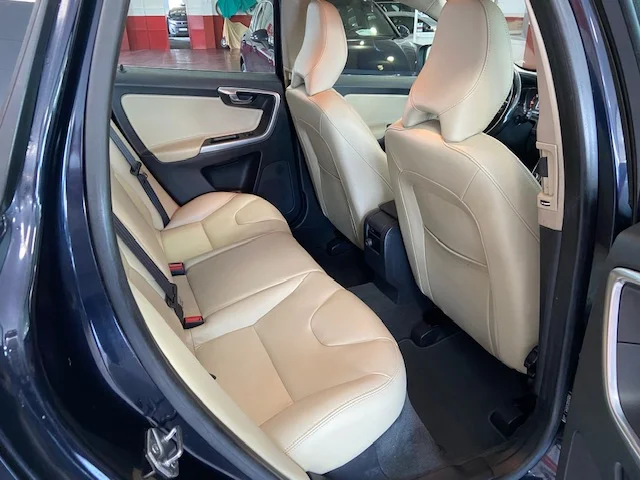 VOLVO XC60 2.0 D3 Momentum