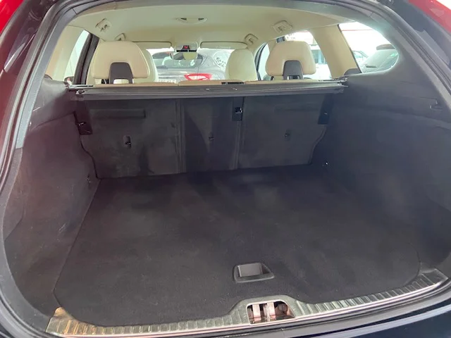 VOLVO XC60 2.0 D3 Momentum