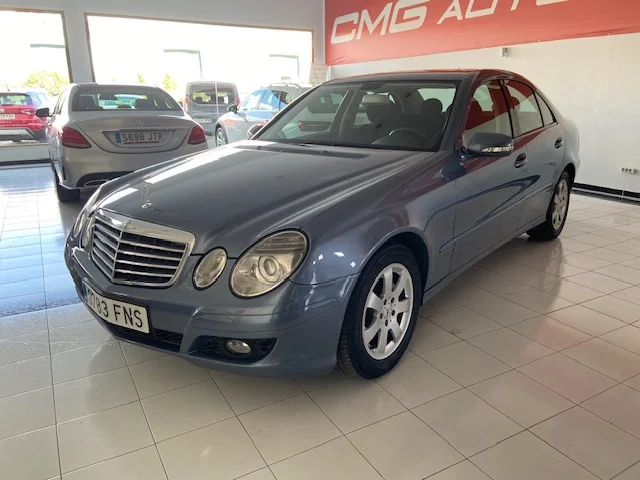 MERCEDES-BENZ Clase E 220 CDI