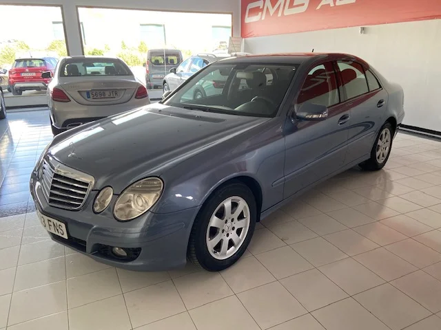 MERCEDES-BENZ Clase E 220 CDI