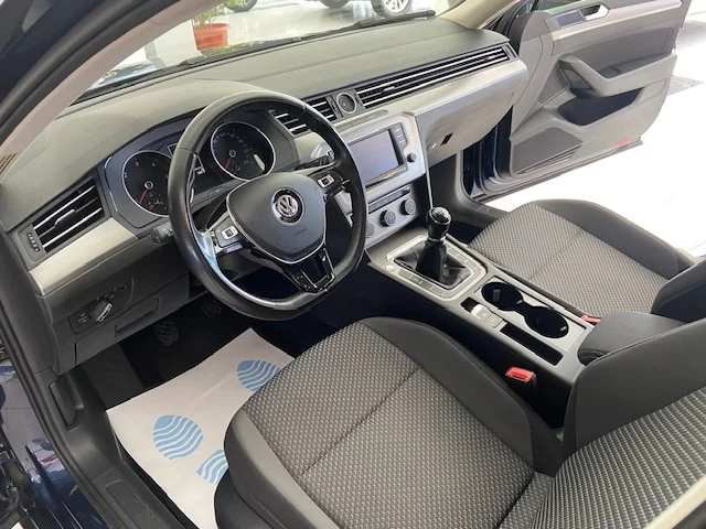 VOLKSWAGEN PASSAT VARIANT 1.6 tdi