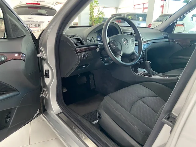 MERCEDES-BENZ Clase E 270 CDI