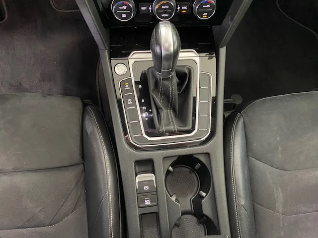 VOLKSWAGEN ARTEON 2.0 TDI R-LINE