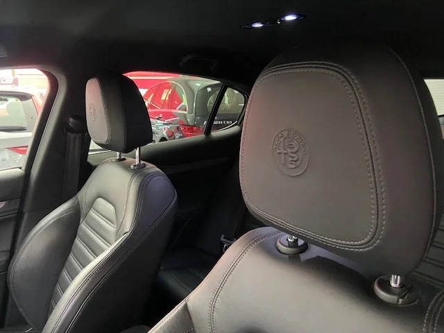 ALFA ROMEO STELVIO 2.2 JTDM VELOCE Q4