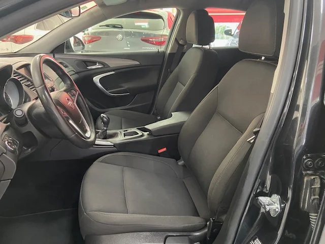 OPEL INSIGNIA 2.0 CDTI