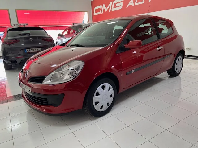 RENAULT CLIO 1.5 DCI 3 PUERTAS