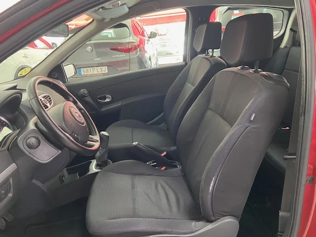 RENAULT CLIO 1.5 DCI 3 PUERTAS