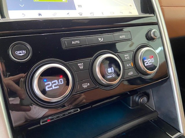 LAND-ROVER DISCOVERY 3.0 TD V6 HSE 7 PLAZAS