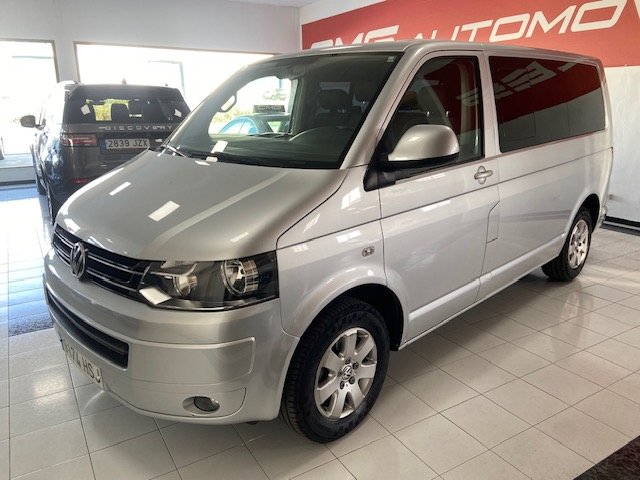 VOLKSWAGEN CARAVELLE T5 2.0 TDI 9 PLAZAS