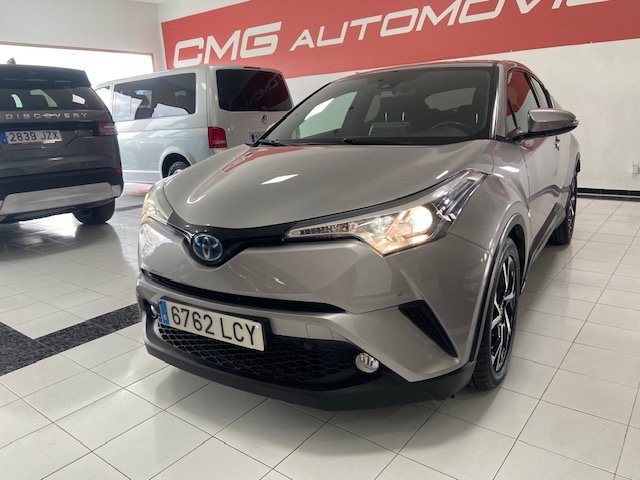 TOYOTA CH-R 1.8 Hybrid Advance