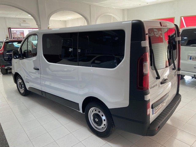 RENAULT Trafic 1.6 DCI 6 plazas 
