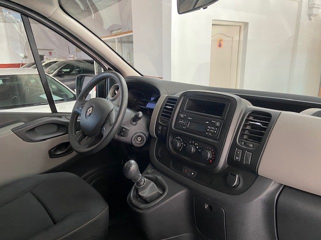 RENAULT Trafic 1.6 DCI 6 plazas 