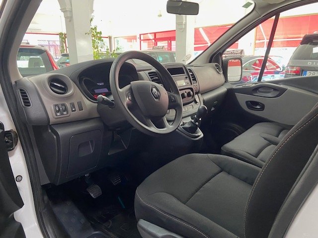 RENAULT Trafic 1.6 DCI 6 plazas 