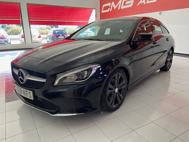 MERCEDES-BENZ CLA 200 CDI Shooting Break 